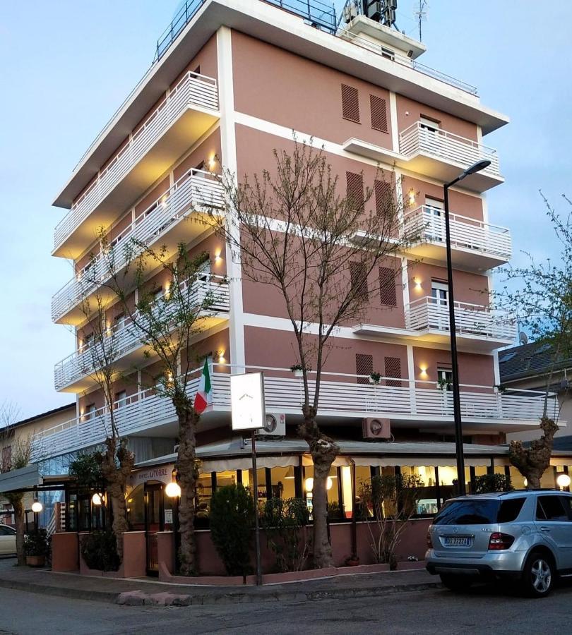 Hotel La Torre Cervia Exterior photo